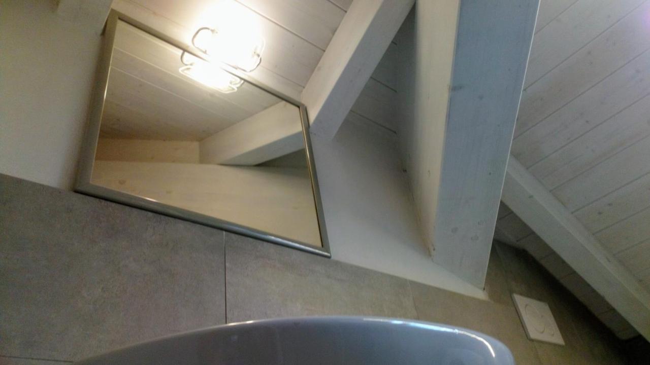 Casa Di Claude 2 Finalmarina Apartment Finale Ligure Exterior photo
